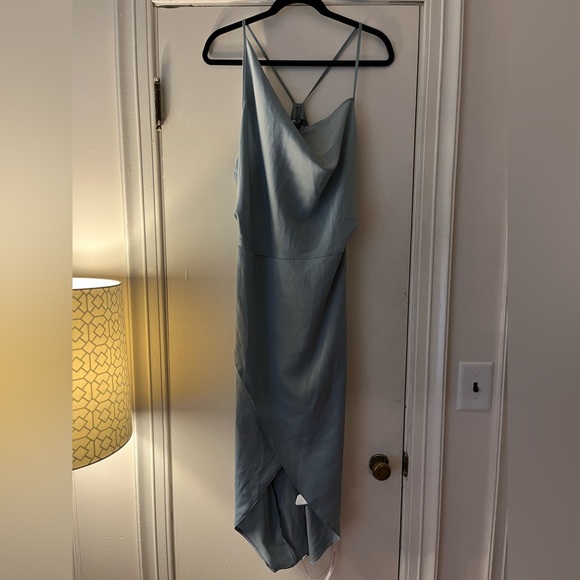 🩵 NWT 🩵 Asymmetrical Missguided blue dress - Picture 7 of 11